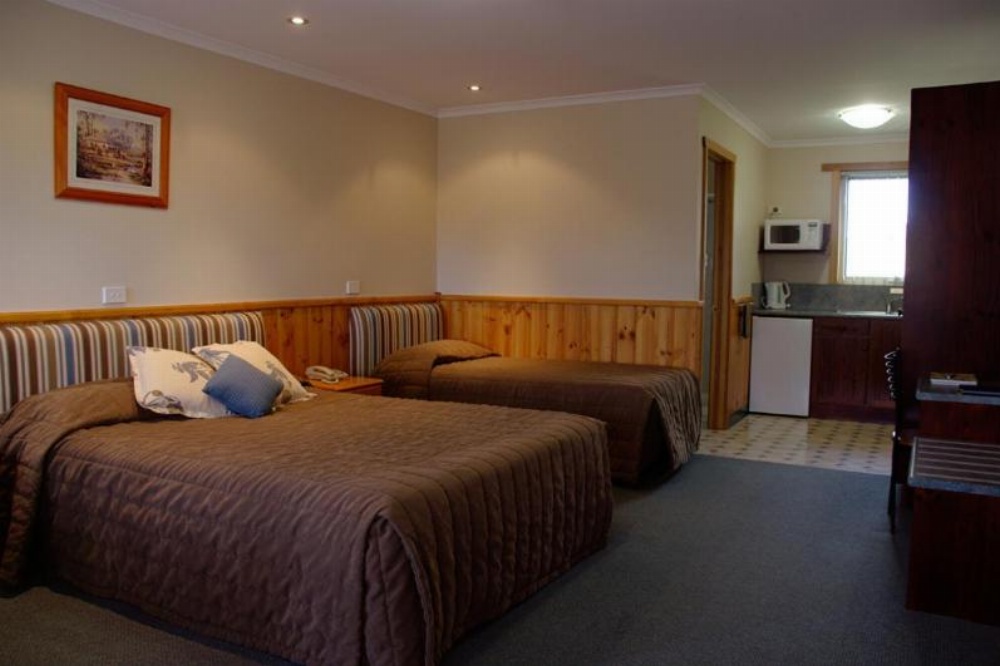Deluxe Queen Room - Disability Access